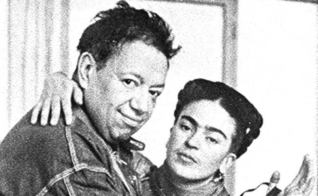 El singular matrimonio entre la señora Kahlo y el señor Rivera, alejados de los convencionalismos burgueses e instalados cada uno en una casa independiente, acogió al opositor ruso y a su mujer, perseguidos ferozmente por Stalin. FOTO: Archivo.