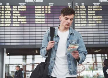 Para aplicar en los aeropuertos; 7 consejos de expertos para calmar la ansiedad y el miedo ante un vuelo en avión