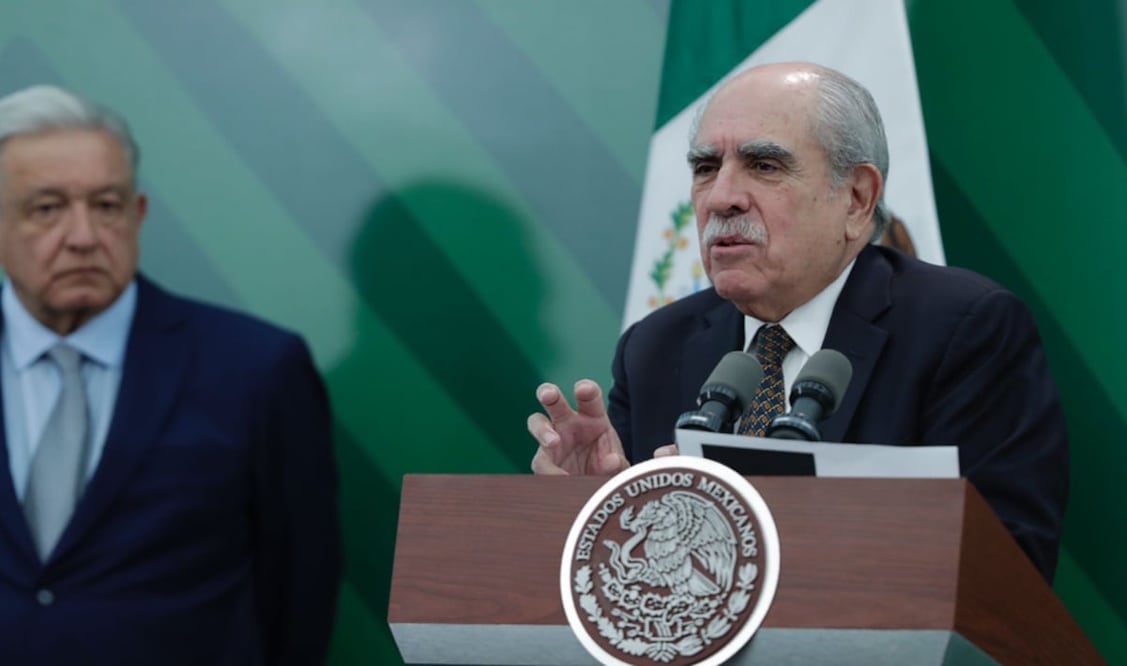 Pablo Gómez Álvarez, titular de la Unidad de Inteligencia Financiera, reveló que el Partido Acción Nacional realizó una transferencia bancaria a una de las empresas de Genaro García Luna. Foto: Diego Simón Sánchez