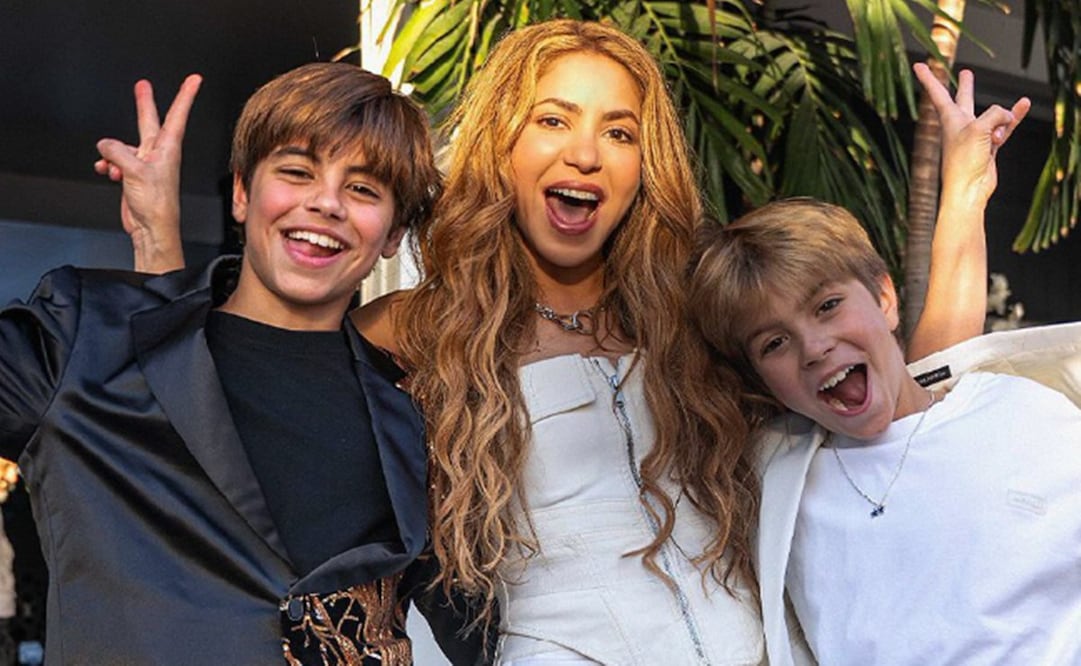 Shakira, orgullosa y feliz con sus hijos Milan y Sasha en evento musical.
