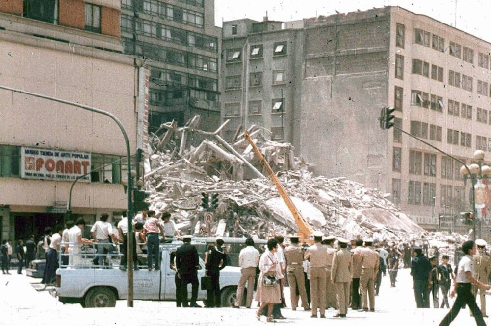El programa que se estrena este domingo 13 de septiembre a las 21:00 horas mostrará imágenes de la destrucción que ocasionó el sismo en la ciudad en 1985 (CORTESÍA NATGEO)