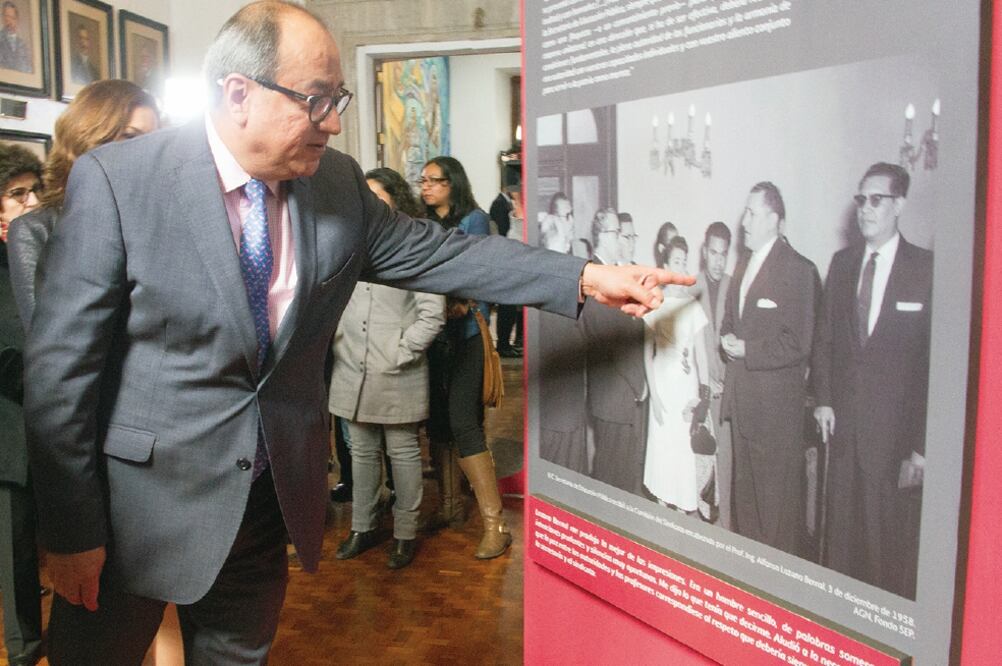 El titular de la SEP, Otto Granados Roldán, dijo que con la nueva reforma educativa se busca tener mejores alumnos, mejores maestros y escuelas. (CUARTOSCURO)