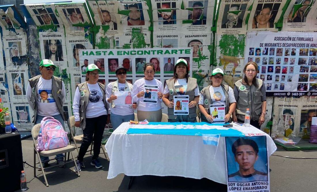 Padres y madres buscadoras de El Salvador, Honduras y Guatemala realizaron la tercera Brigada de Búsqueda en México esta tarde. Foto: Sharon Mercado/EL UNIVERSAL