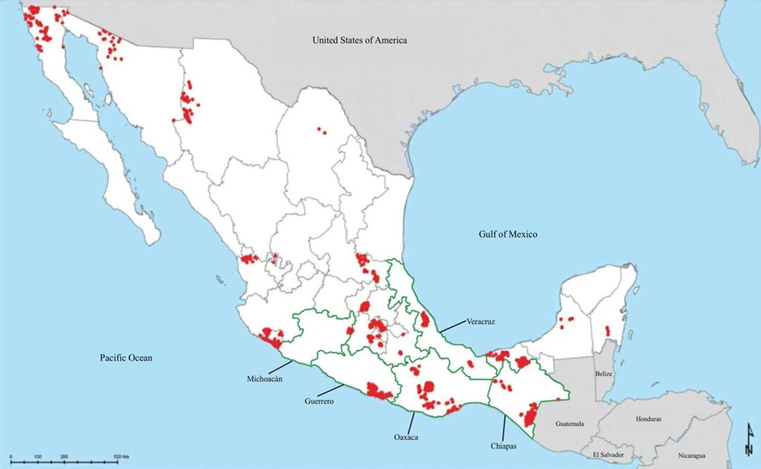 Mexico’s languages at very high risk of disappearance shown in red, denoting areas in which the language is spoken, and its most biologically diverse states bordered in green