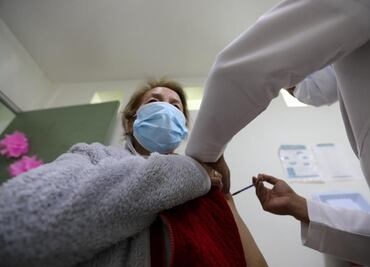 Vacunas Abdala y Sputnik contra Covid-19 son seguras, afirma subsecretario de Salud