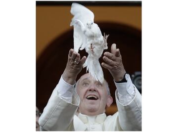 "¡Nunca más violencia en nombre de Dios!", pide Papa Francisco en Azerbaiyán