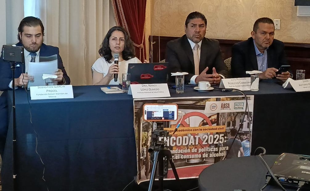 Asociaciones civiles piden aumento de impuestos a alcohol y restringir su publicidad por crisis de salud pública. Foto: Enrique Gómez/ EL UNIVERSAL