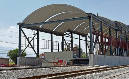 Vecinos impiden a ingenieros reanudar obra	