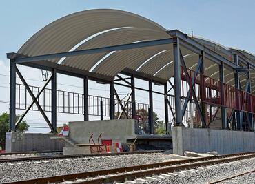 Vecinos impiden a ingenieros reanudar obra