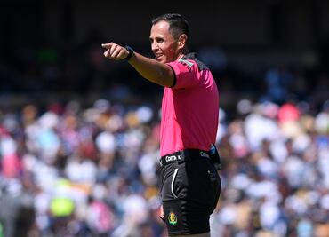 Comisión de Arbitraje alaba decisiones del VAR en Jornada 5