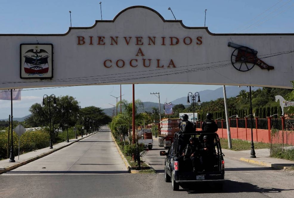 Elementos de la Secretaría de la Defensa Nacional y de la Policía Federal realizaron el operativo sin que se efectuara un disparo (ARCHIVO. REUTERS) 