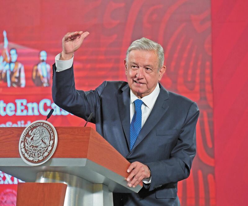 Andrés Manuel López Obrador dijo que es exagerado el costo de 8 mil mdp para realizar la consulta popular. ARMANDO MARTÍNEZ. EL UNIVERSAL 