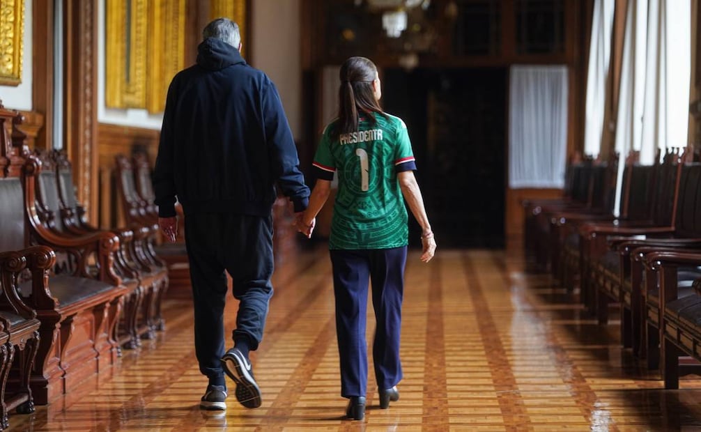 Sheinbaum apoyando a la Selección Mexicana (18/06/2026). Foto: X @Claudiashein