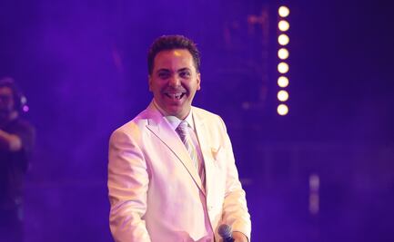 Cristian Castro estrena look inspirado en un ¿equipo de futbol?