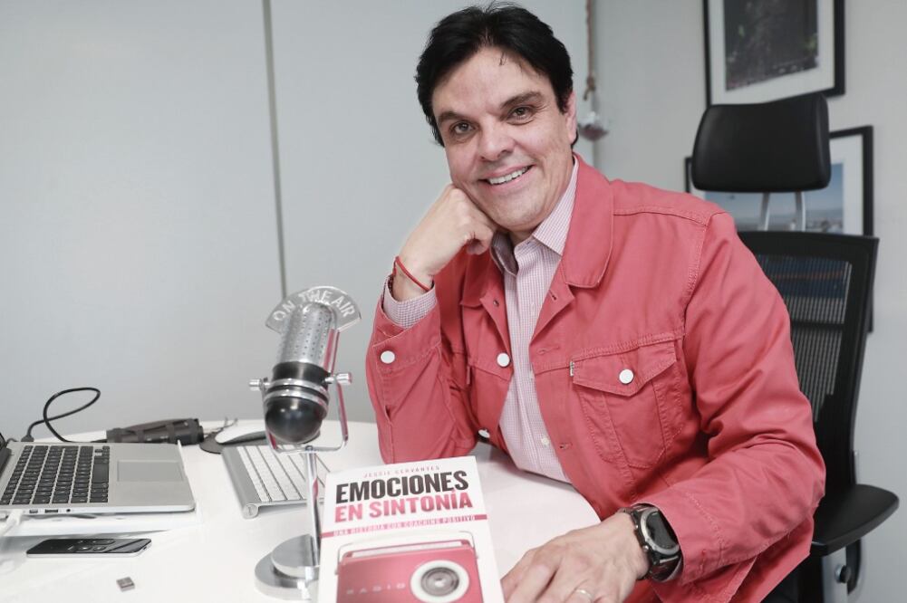 Jessie Cervantes tuvo que hacer varios ajustes a su texto, antes de que pudiera publicar. (ALEJANDRA LEYVA. EL UNIVERSAL)