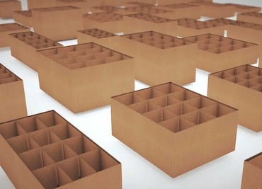 La simple caja de cartón que les ahorra millones de dólares a las marcas de autos