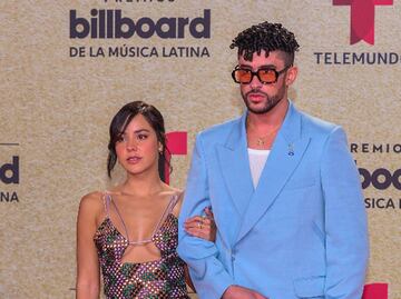 Ella es Gabriela Berlingeri, la novia de Bad Bunny que atrajo miradas en los Billboard