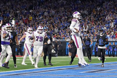 Buffalo Bills dominan a los Detroit Lions en la Semana 15 de la NFL; Philadelphia Eagles vencen a los Pittsburgh Steelers 