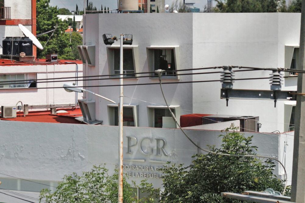 EL DATO Una década. La ASF prevé que 20 mil carpetas de investigación de la extinta PGR se mantendrán rezagadas hasta 2027. (ARCHIVO EL UNIVERSAL)