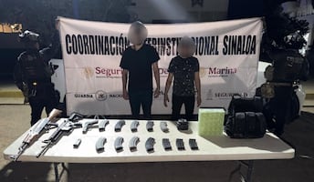 Operativos en residenciales de Culiacán; aseguran armas, vehículos, equipo táctico y detienen a dos