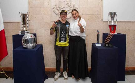 Piloto Carlos Novelo, orgullo de Mérida; colaborará con alcaldesa para impulsar a las nuevas generaciones