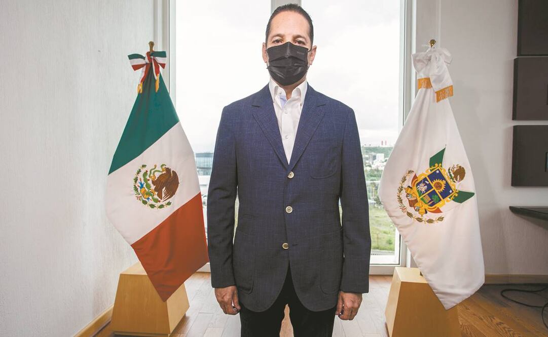 El gobernador Francisco Domínguez llamó a la población a seguir cuidándose para disminuir los contagios. Foto: Especial.