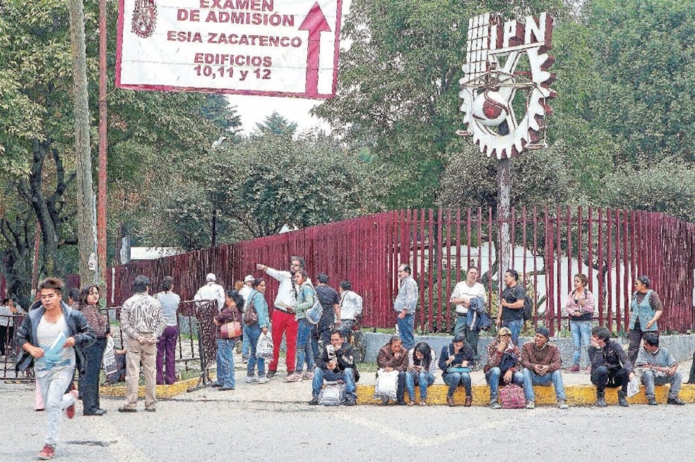 Actualmente, el Politécnico cuenta con una matrícula por arriba de 180 mil estudiantes, de los cuales 106 mil 759 pertenecen a la educación superior; 6 mil 947 a posgrado y 66 mil 466 al nivel medio superior (ARCHIVO EL UNIVERSAL)
