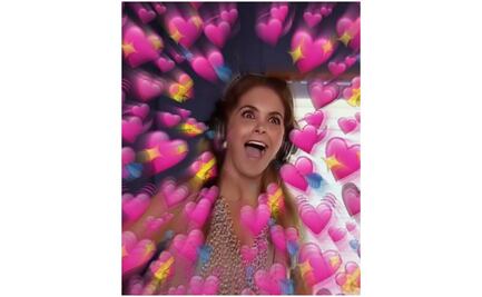 Lucero divierte a fans con muecas y cachetadas