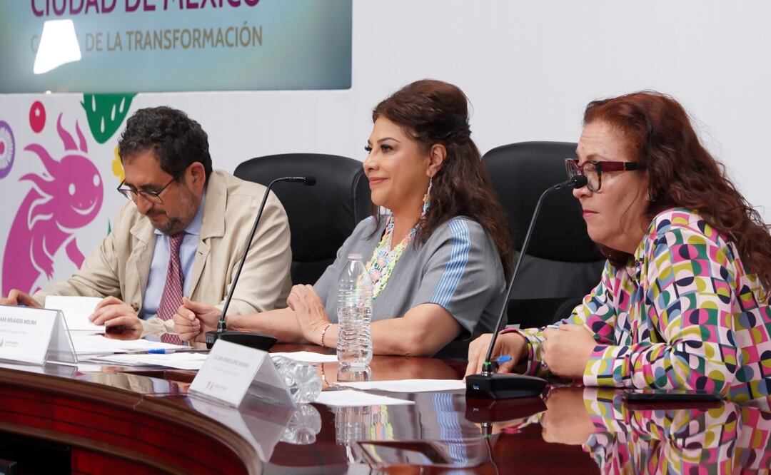 Brugada acusa entorpecimiento por parte de la Defensoría; señalan desinformación sobre traslado de migrantes. Foto: Especial