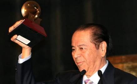 Fallece Lucho Gatica, cantante de boleros y actor chileno