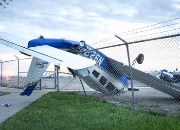 Tormenta vuelca avionetas en aeropuerto de Phoenix