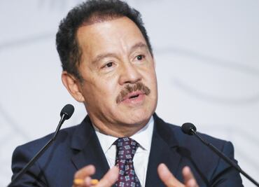 Acción de consejeros del INE pone "en grave riesgo el desempeño de la función electoral": Ignacio Mier