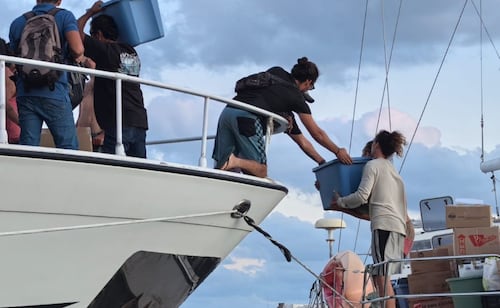 La movilización forma parte de la iniciativa denominada “Nuestra América, convoy a Cuba”, un esfuerzo internacional que articula la participación de activistas, organizaciones y ciudadanía de distintos países.
Foto: Adriana Varillas.