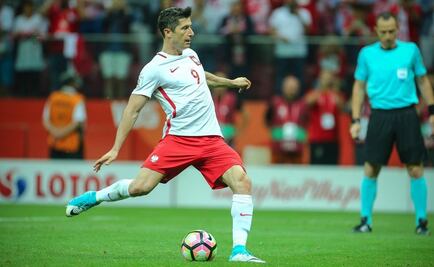 Robert Lewandowski es duda para enfrentar al Tri 