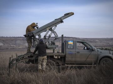Ucrania rebaja edad de reclutamiento militar para reforzar la falta de tropas