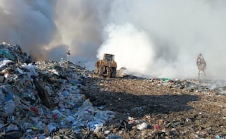 Incendio en relleno sanitario de Culiacán; fuego está completamente controlado y continúan labores de enfriamiento