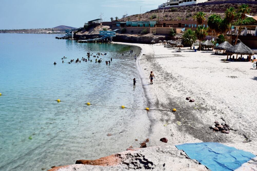 Según expertos, los principales compradores de arena marina son hoteles, spas, grupos inmobiliarios, fincas y espacios destinados a actividades turísticas (ELISABET RAMÍREZ. EL UNIVERSAL)