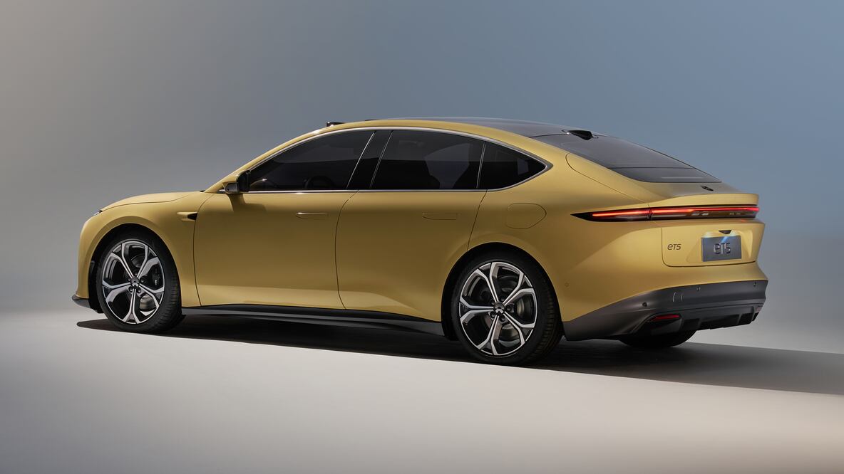 Fue acreedor de 5 estrellas en pruebas de choque por EuroNCAP.