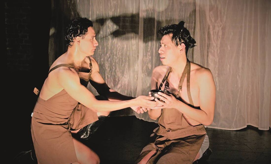 Víctor Carpinteiro dirige a Alan Blasco (izq), Murias Reynoso (derecha) e Iván Iduarte en este drama de finales de los años 40. Foto: Cortesía.