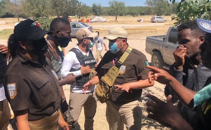 Personal de migración intenta convencer a haitianos en Coahuila de regresar a Chiapas