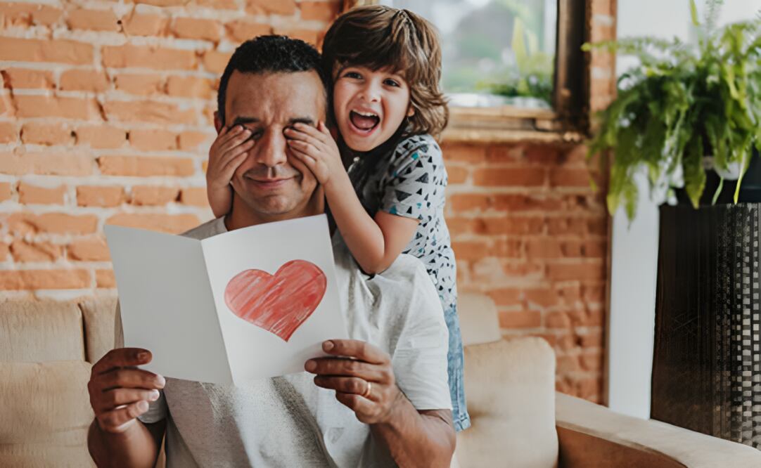 Estas son las mejores frases para dedicar este Día del Padre. Foto: Pixabay