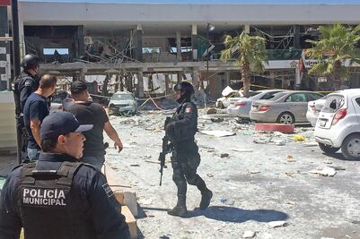 Explosión en plaza comercial en Culiacán deja siete lesionados