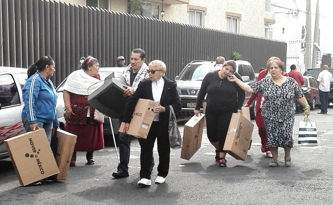 La fecha de entrega final de televisiones se modificó del 15 de diciembre al 20 de diciembre de 2015. (Foto: El Universal /Archivo)