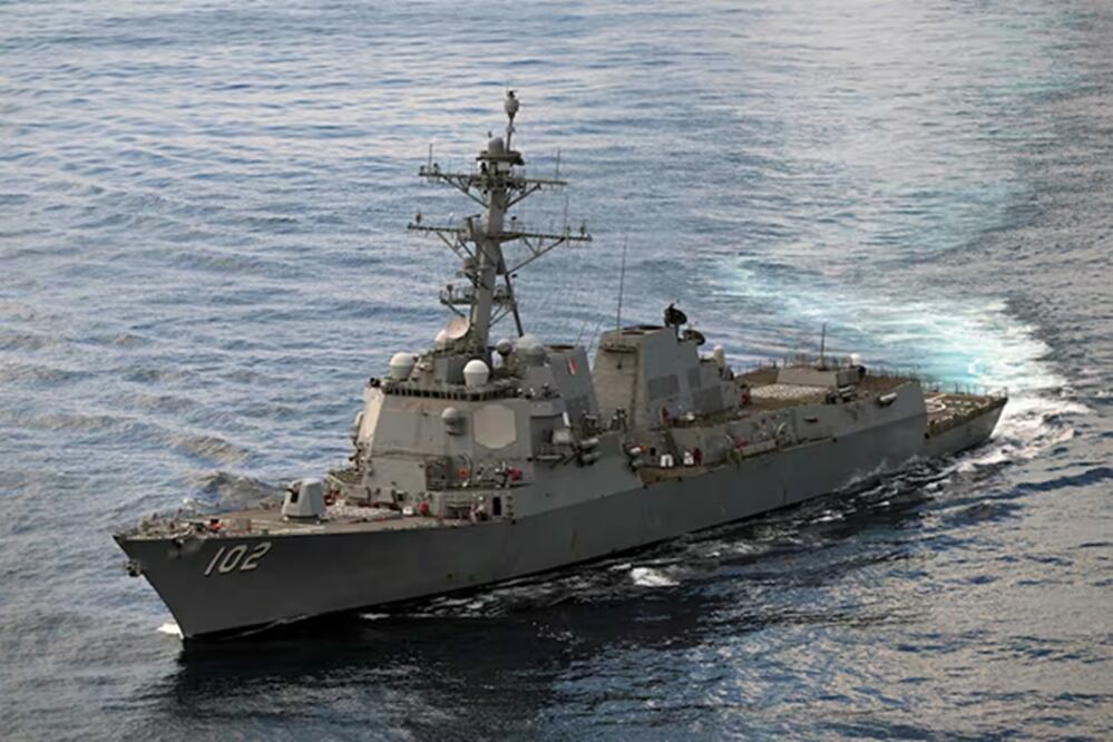 El destructor lanzamisiles USS Sampson, frecuentemente utilizado para contener a narcotraficantes en aguas internacionales. FOTO: JOAQUIN SARMIENTO. AFP/Archivo