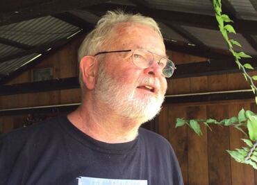 Historia. Tras medio siglo de su publicación, traducen el libro "Febrero loco"