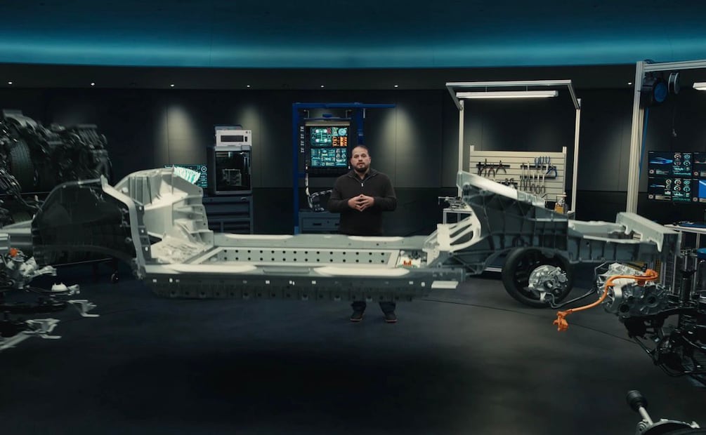 La Ford Maverick cuenta con 146 partes estructurales en la zona delantera y trasera, la pick-up truck solo contara con 2. Foto: Canal oficial de YouTube de Ford Motor Company