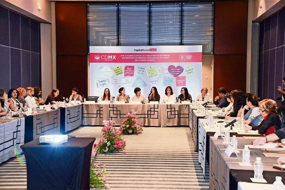 Durante un foro, autoridades capitalinas urgieron a proteger los derechos laborales de las trabajadoras del hogar (ESPECIAL)