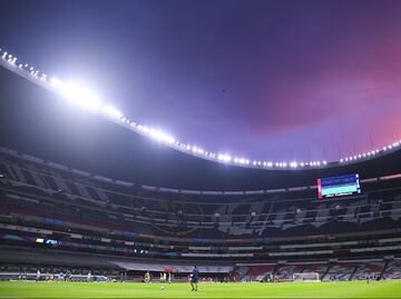 Para Héctor Herrera, la afición ha hecho que el Estadio Azteca ya no pese