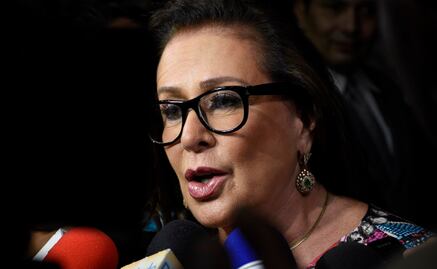 "Que adopten perritos", dice Laura Zapata sobre parejas gay