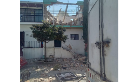 Explota vivienda en Guadalajara por acumulación de gas; perrito muere y otro más resulta herido